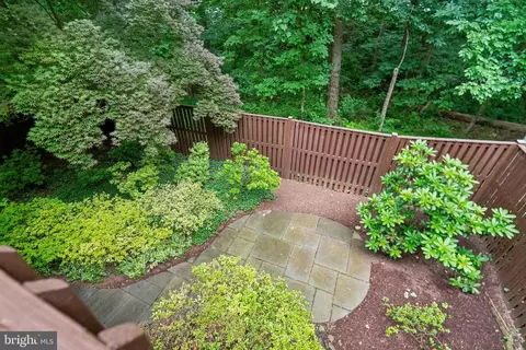 Exterior - 2 Tivoli Lake Ct, Silver Spring, MD 20906 photo 5 of 7