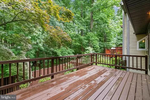 Exterior - 2 Tivoli Lake Ct, Silver Spring, MD 20906 photo 4 of 7