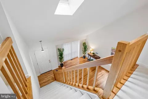 Entry Way - 2 Tivoli Lake Ct, Silver Spring, MD 20906 photo 1 of 2
