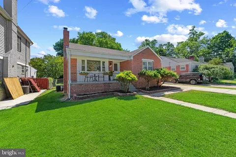 Exterior - 10205 Douglas Ave, Silver Spring, MD 20902 photo 2 of 8