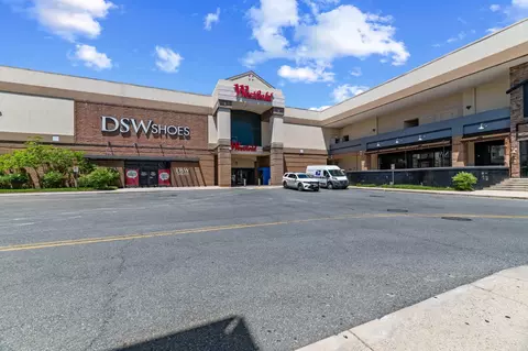 Exterior - 10205 Douglas Ave, Silver Spring, MD 20902 photo 7 of 8