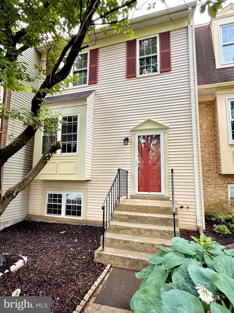 405 Amberfield Ln, Gaithersburg, MD 20878