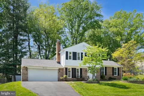 14820 Peachwood Dr, Silver Spring, MD 20905