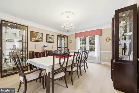 Dining - 5019 Tothill, Olney, MD 20832 photo 1 of 3