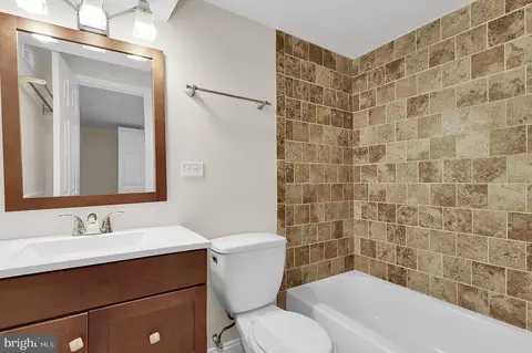 Bath - 10307 Insley St, Silver Spring, MD 20902 photo 2 of 2