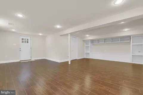 Living - 10307 Insley St, Silver Spring, MD 20902 photo 5 of 8