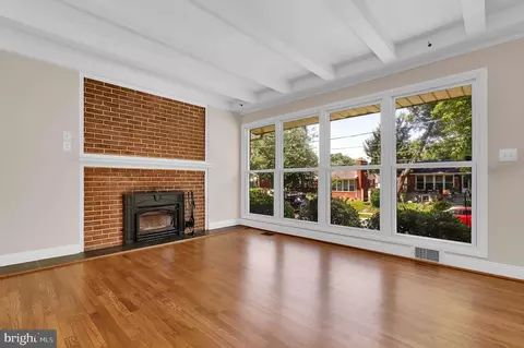 Living - 10307 Insley St, Silver Spring, MD 20902 photo 1 of 8