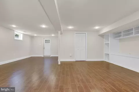 Living - 10307 Insley St, Silver Spring, MD 20902 photo 4 of 8