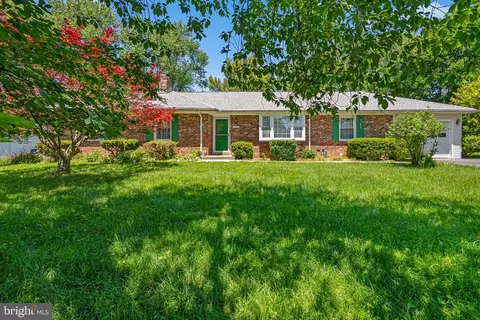 17520 Princess Anne Dr, Olney, MD 20832