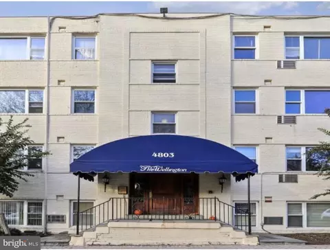 4803 Wellington Dr #202, Chevy Chase, MD 20815