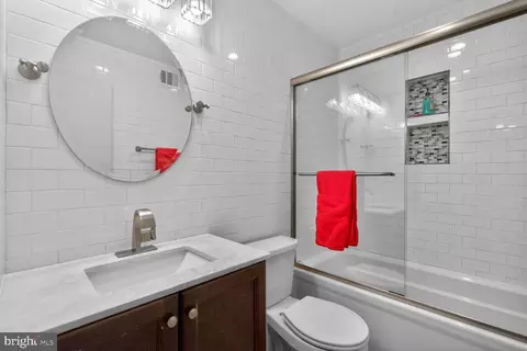 Bath - 10839 Amherst Ave #B, Silver Spring, MD 20902 photo 1 of 2