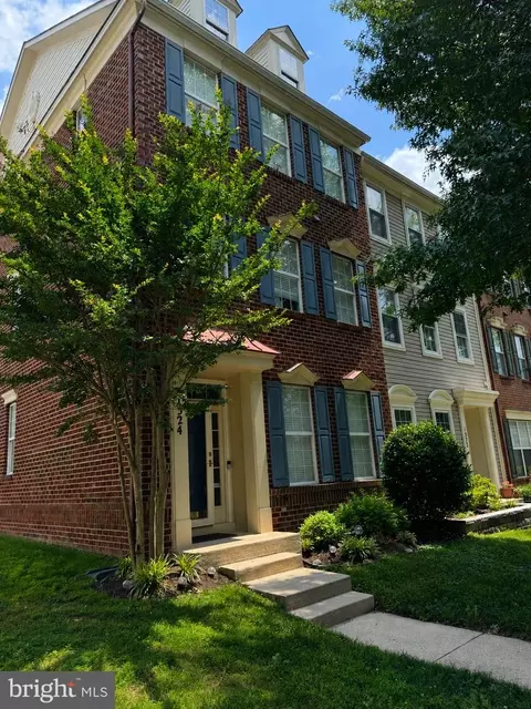 1324 Main Mews, Gaithersburg, MD 20878