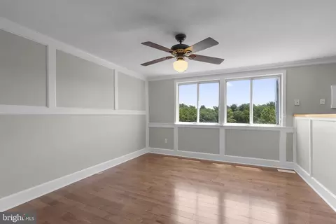 Living - 37 Shelldrake Ct, Damascus, MD 20872 photo 2 of 2
