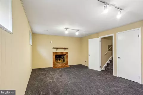 Living - 11704 Stonington Pl, Silver Spring, MD 20902 photo 9 of 9