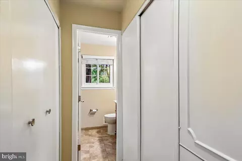 Entry Way - 11704 Stonington Pl, Silver Spring, MD 20902 photo 4 of 5