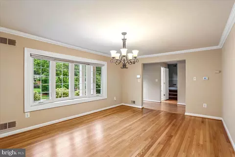 Living - 11704 Stonington Pl, Silver Spring, MD 20902 photo 1 of 9