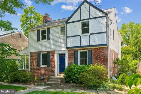 5304 Sherrill Ave, Chevy Chase, MD 20815