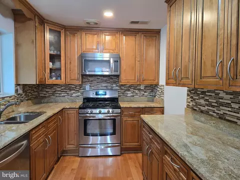 Kitchen - 1802 Alberti Dr, Silver Spring, MD 20902 photo 2 of 6