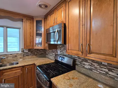 Kitchen - 1802 Alberti Dr, Silver Spring, MD 20902 photo 5 of 6