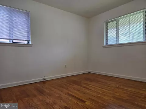 Bedroom - 1802 Alberti Dr, Silver Spring, MD 20902 photo 3 of 4