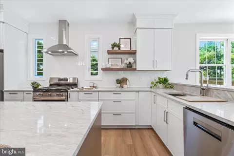 Kitchen - 12402 Ofallon St, Silver Spring, MD 20904 photo 4 of 10