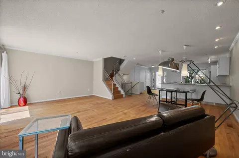 Living - Undisclosed, Silver Spring, MD 20906 photo 3 of 9