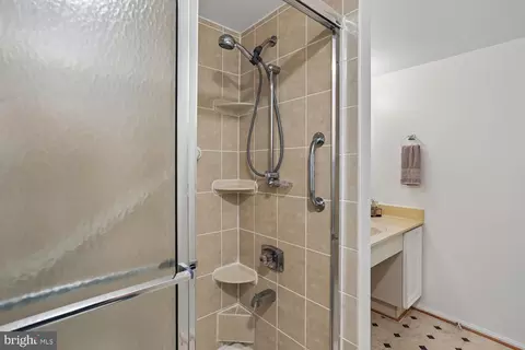 Bath - 15100 Interlachen Dr #4-702, Silver Spring, MD 20906 photo 2 of 2