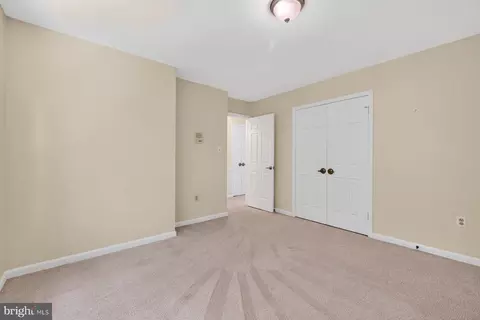 Bedroom - 15001 Notley Rd, Silver Spring, MD 20905 photo 3 of 4