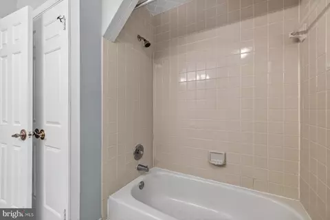 Bath - 15001 Notley Rd, Silver Spring, MD 20905 photo 1 of 6