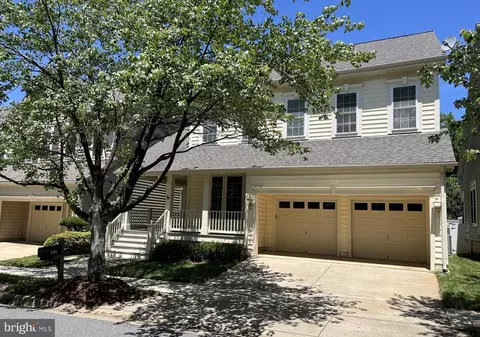 246 Shadow Glen Ct, Gaithersburg, MD 20878