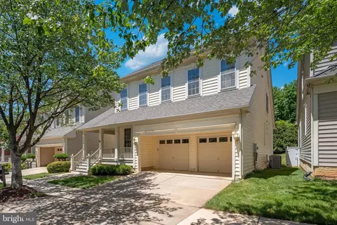 246 Shadow Glen Ct, Gaithersburg, MD 20878