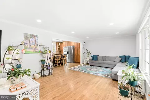 Other - 24604 Cutsail Dr, Damascus, MD 20872 photo 2 of 12