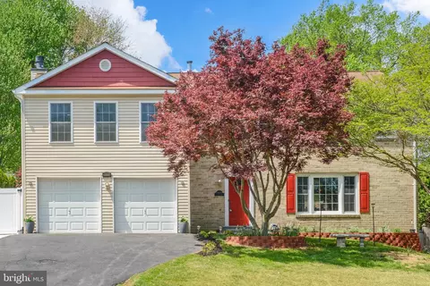 Exterior - 24604 Cutsail Dr, Damascus, MD 20872 photo 11 of 15
