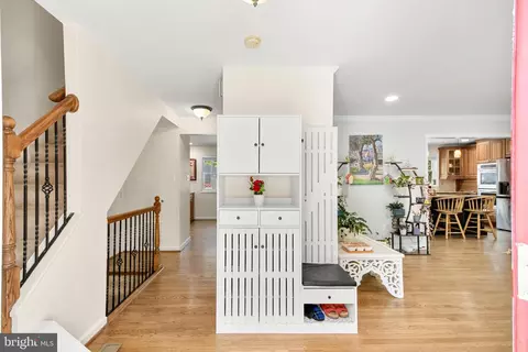 Entry Way - 24604 Cutsail Dr, Damascus, MD 20872 photo 1 of 4