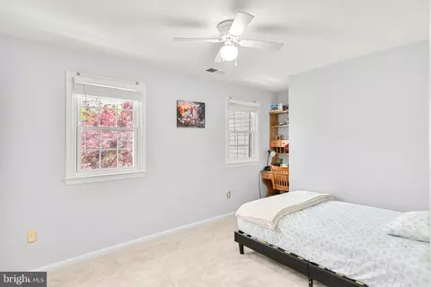 Bedroom - 24604 Cutsail Dr, Damascus, MD 20872 photo 3 of 4