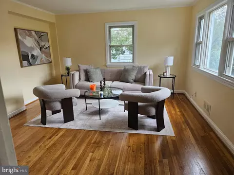 Living - 10407 Grandin Rd, Silver Spring, MD 20902 photo 1 of 3