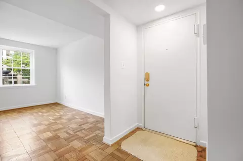 Entry Way - 2202 Colston Dr #102, Silver Spring, MD 20910 photo 1 of 4