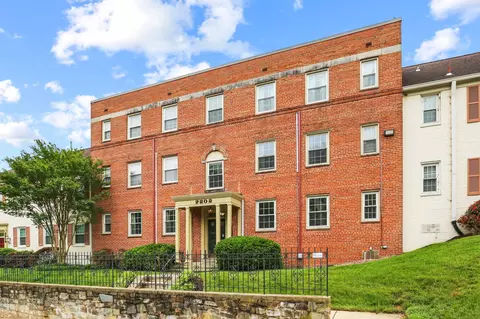 2202 Colston Dr #102, Silver Spring, MD 20910