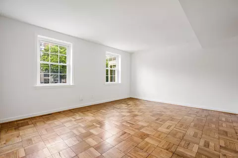 Living - 2202 Colston Dr #102, Silver Spring, MD 20910 photo 5 of 5