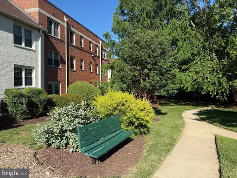 Exterior - 2202 Colston Dr #102, Silver Spring, MD 20910 photo 4 of 12