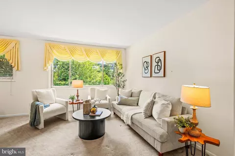 11105 Slye Ct, Silver Spring, MD 20902 photo 4