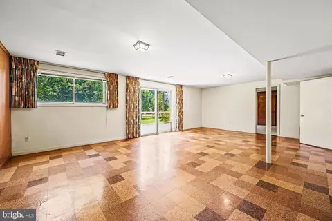 11105 Slye Ct, Silver Spring, MD 20902 photo 26