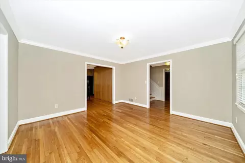 Living - 1100 Notley Rd, Silver Spring, MD 20904 photo 4 of 5