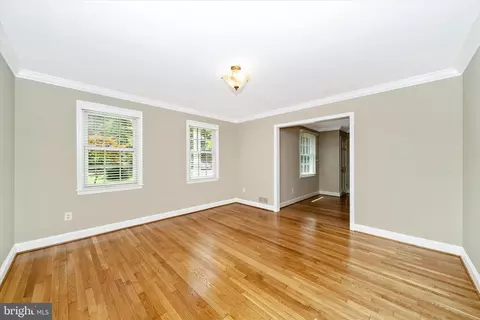 Living - 1100 Notley Rd, Silver Spring, MD 20904 photo 5 of 5