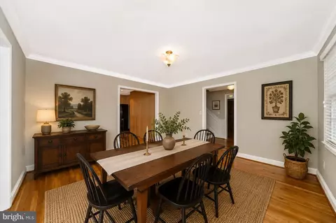 Dining - 1100 Notley Rd, Silver Spring, MD 20904 photo 1 of 1