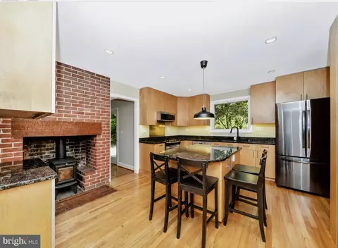 Kitchen - 1100 Notley Rd, Silver Spring, MD 20904 photo 3 of 4
