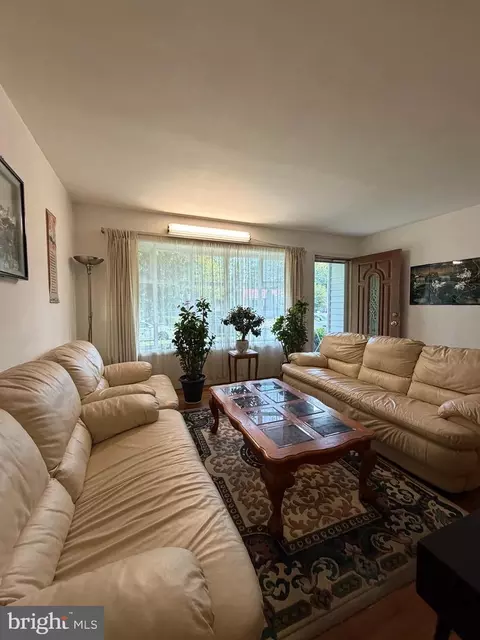 2656 Cory Ter, Silver Spring, MD 20902 photo 3