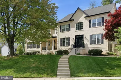 11801 Dinwiddie Dr, Rockville, MD 20852