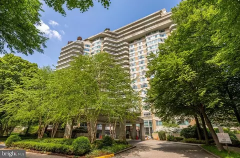 5600 Wisconsin Ave #1-207, Chevy Chase, MD 20815