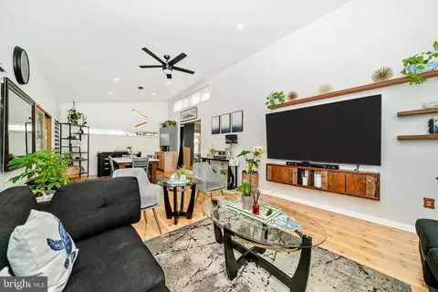 Living - 11816 Selfridge Rd, Silver Spring, MD 20906 photo 4 of 4